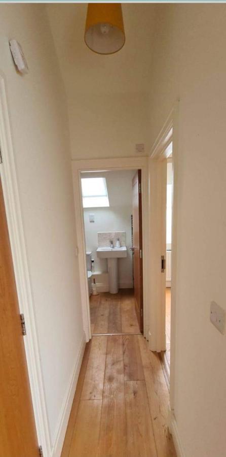 Ferienwohnung Charming 1-Bed Loft In Caerleon Newport  Exterior foto