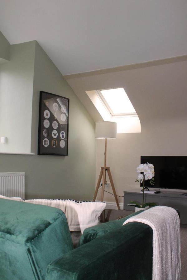 Ferienwohnung Charming 1-Bed Loft In Caerleon Newport  Exterior foto