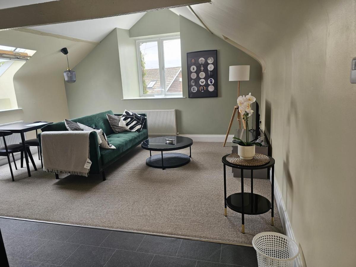 Ferienwohnung Charming 1-Bed Loft In Caerleon Newport  Exterior foto